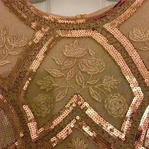 Lulu’s bronze and cream cap sleeve dress - Picture 5 of 7